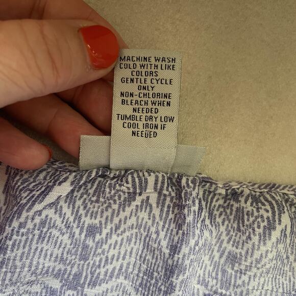 Catherines Shirt Women 1X 18/20W Purple Geometric Print Flowy Lightweight Top - Picture 5 of 9